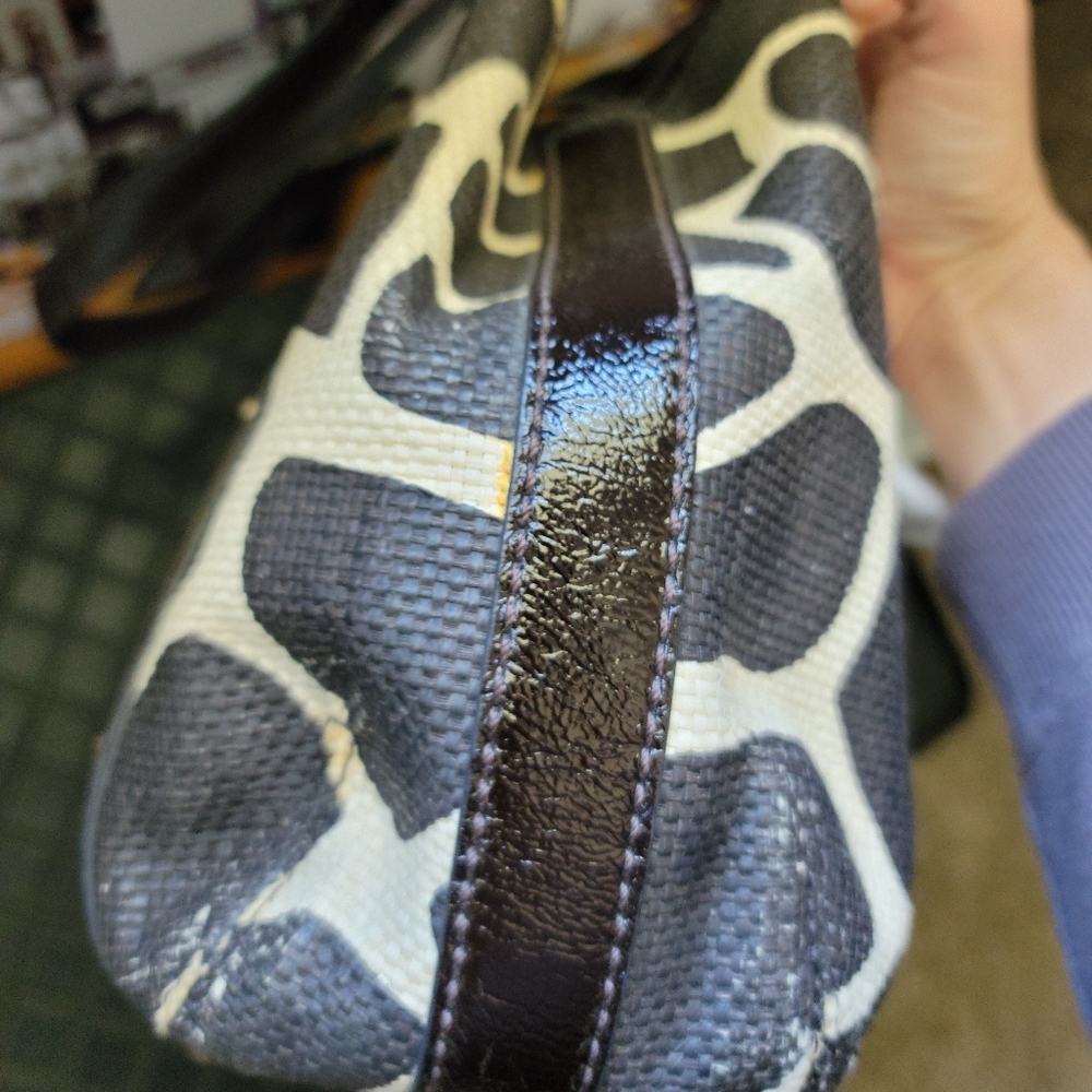 Banana Republic Purse With Dustbag - Picture 11 of 16